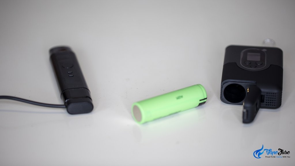 CloudV F17 vs Arizer ArGo - charging and batteries