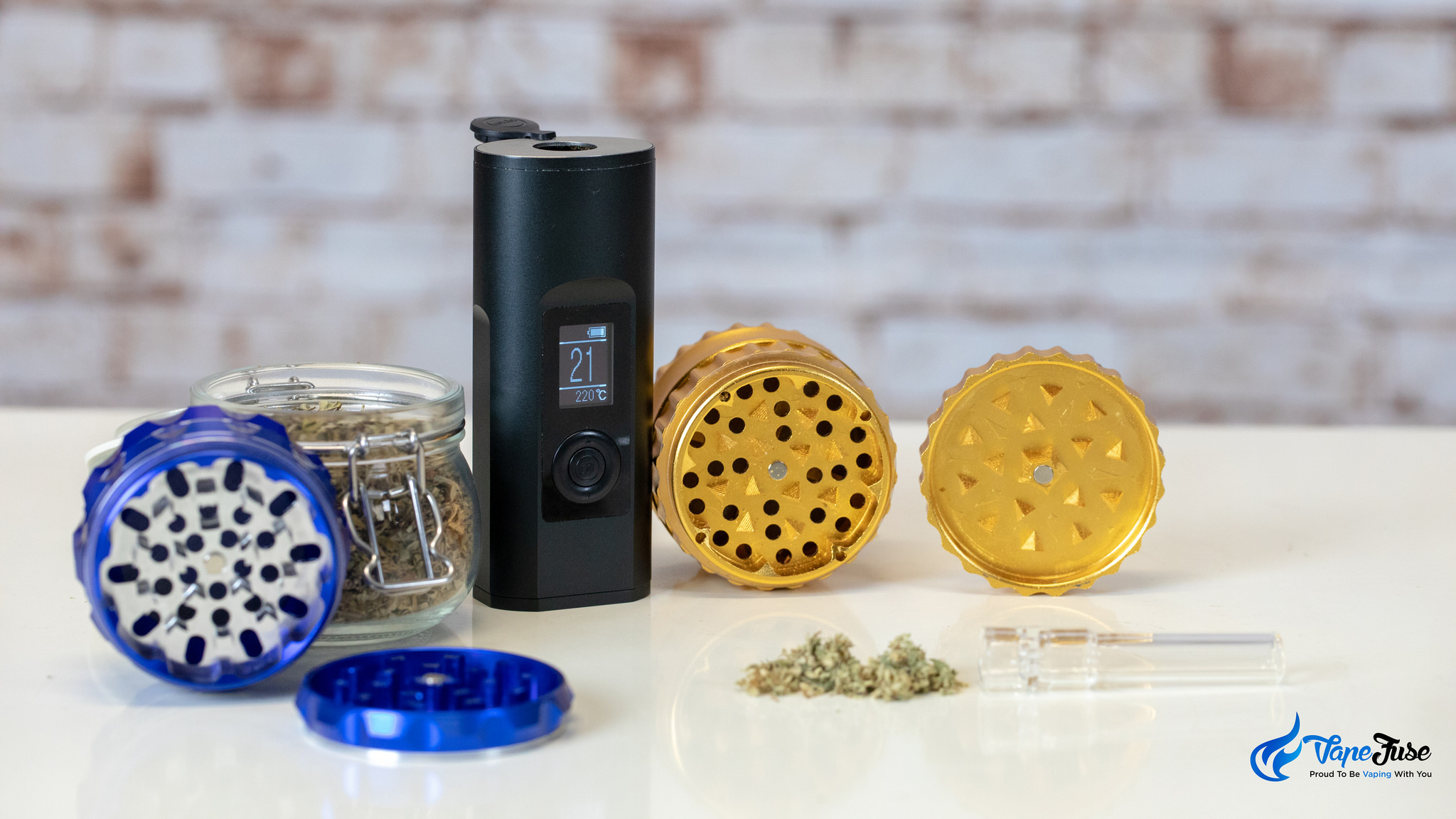 Arizer Solo II portable vaporizer with herb grinders