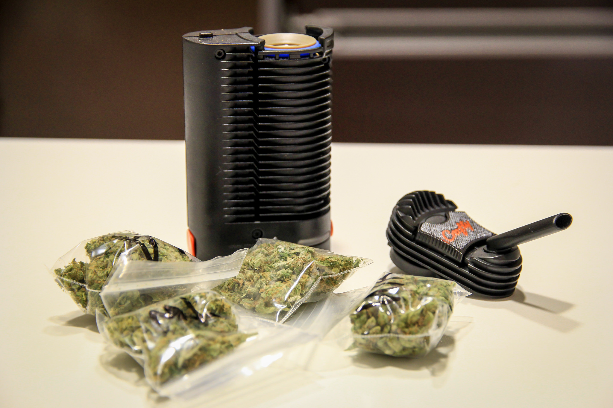 Crafty Portable Vaporizer with Dry Herbs